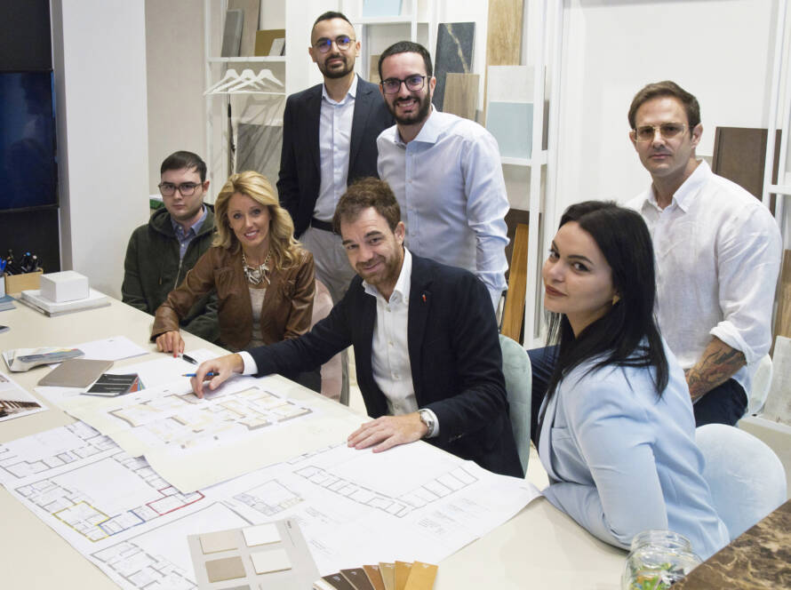 Foto del team rextaura che lavora ad un progetto